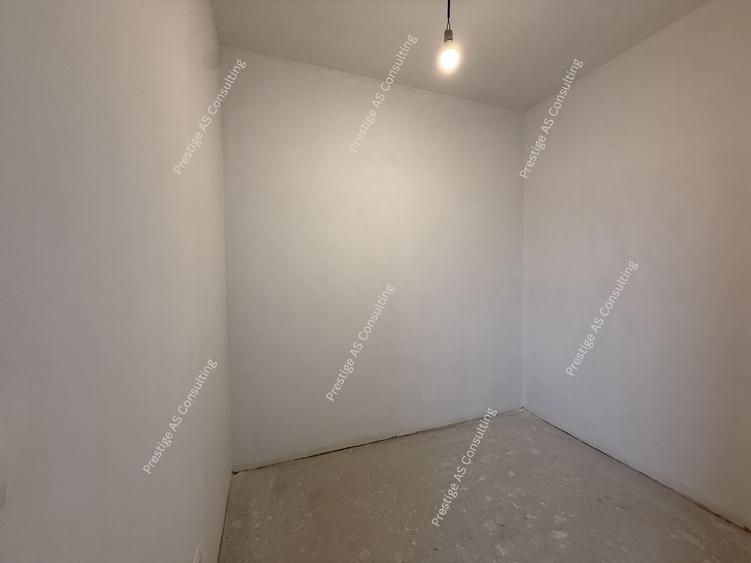Duplex cu 4 camere cu Canalizare în Giarmata