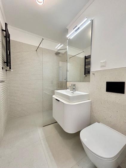 Apartament cu 3 camere decomandat, mobilat în Floreasca