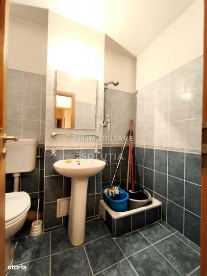 Apartament cu 4 camere decomandat în Ultracentral