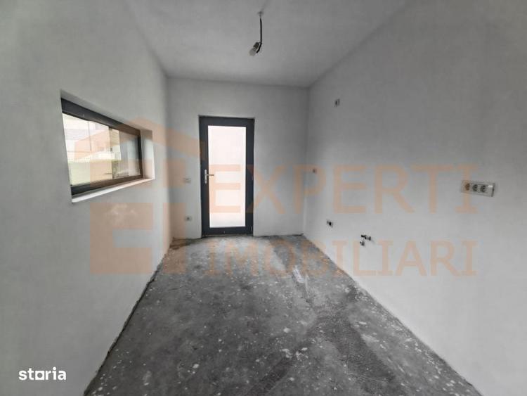Casă cu 4 camere în Cumpăna