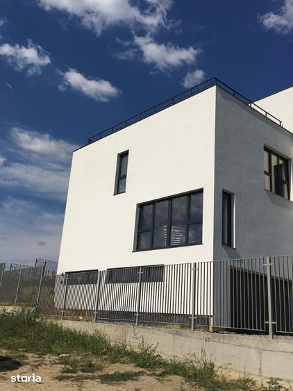 Casă cu 8 camere cu Teren 470 Mp în Apahida