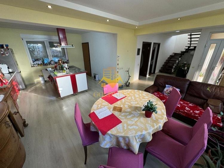 Casă cu 5 camere cu Teren 186 Mp în Central