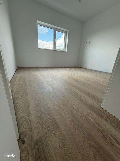 Casă cu 4 camere cu Teren 420 Mp în Valea Adâncă