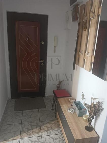 Apartament cu 3 camere decomandat în Dorobanților