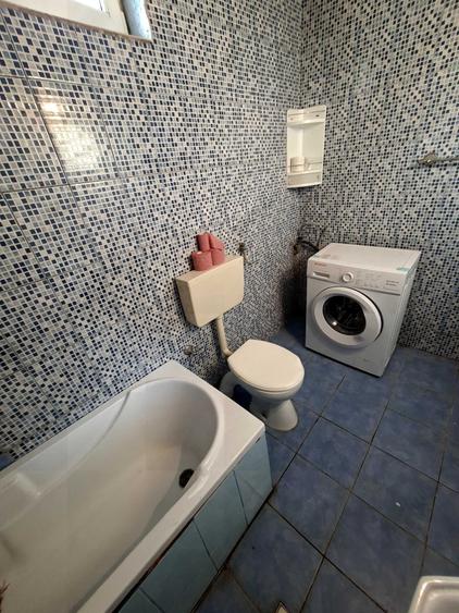 Casă cu 4 camere în Exterior Vest