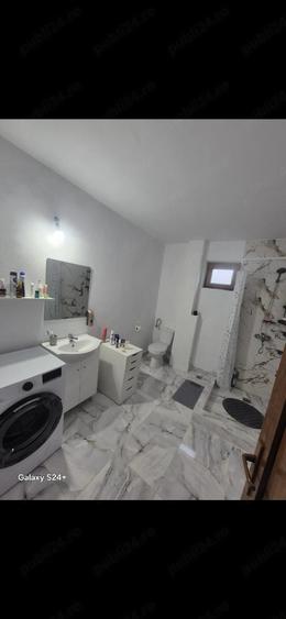 Casă cu 5 camere cu Teren 800 Mp în Central