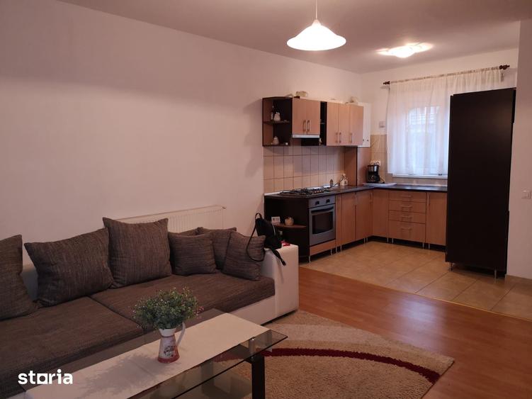 Casă cu 3 camere cu Teren 500 Mp în Șura Mare