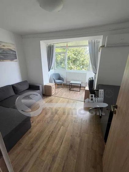 Apartament cu 3 camere decomandat în Copou