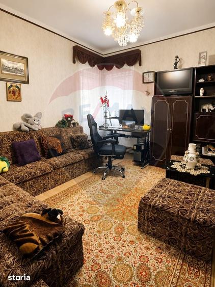 Apartament cu 3 camere în Central