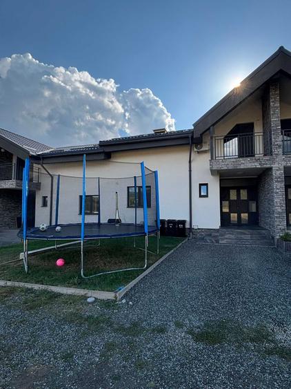 Casă cu 4 camere cu Teren 270 Mp în Tăuții-Măgherăuș