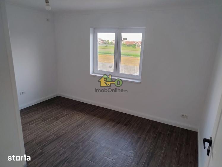 Casă cu 4 camere cu Teren 300 Mp în Șag