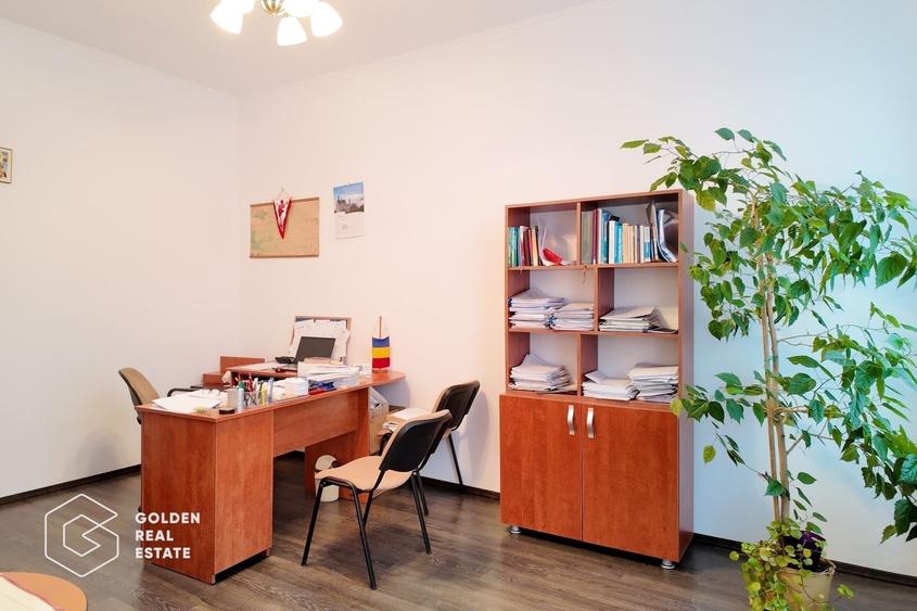 Apartament cu 2 camere semidecomandat, mobilat în Ultracentral