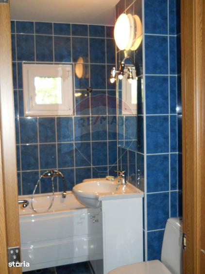 Apartament cu 4 camere decomandat în Târgu Cucu