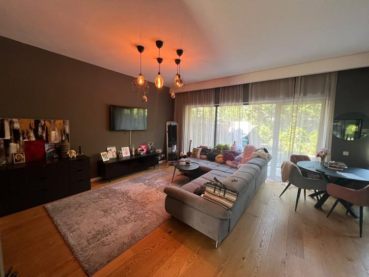 Duplex cu 4 camere cu Canalizare în Corbeanca
