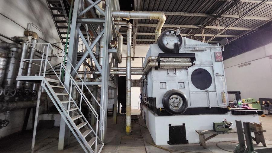 Spațiu industrial, de 5,926 mp, în Tomnatic