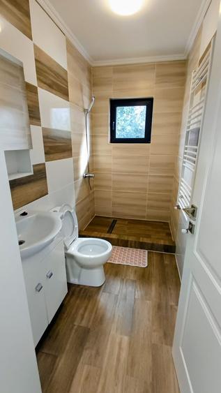 Casă cu 4 camere decomandat cu Teren 450 Mp în Dancu