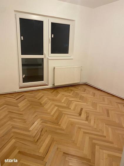 Apartament cu 3 camere în Valea Aurie