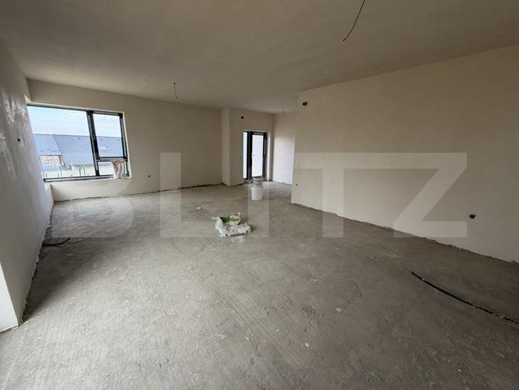 Casă individuală cu 3 camere cu Teren 500 Mp în Periferie