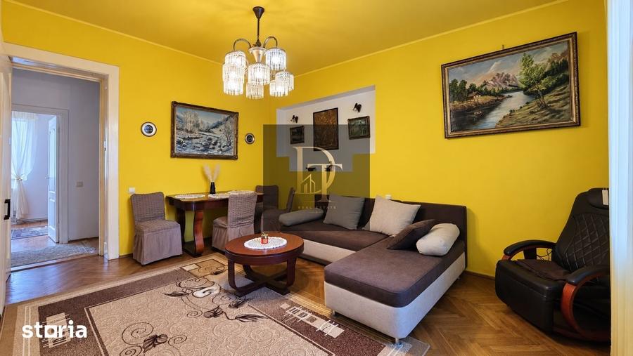 Apartament cu 2 camere decomandat în Schei