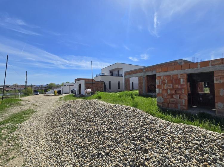 Teren Construcții intravilan de 727 mp, în Corbeanca