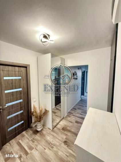 Apartament cu 3 camere decomandat, mobilat în Crângași