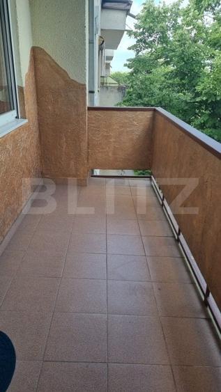 Apartament cu 3 camere decomandat, mobilat în Cloșca