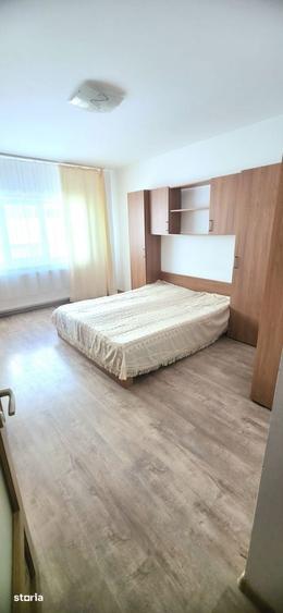 Garsonieră decomandată în Bucium
