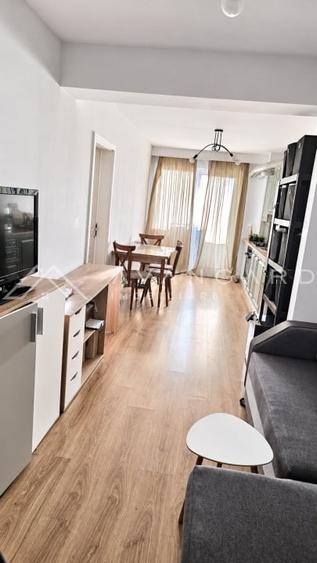 Apartament cu 2 camere semidecomandat, mobilat în Dâmbul Rotund