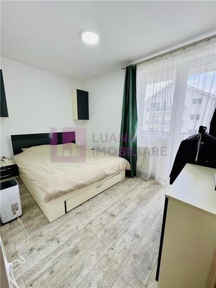 Apartament cu 2 camere decomandat în Aeroport
