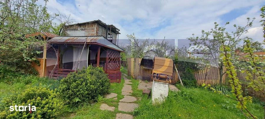 Casă cu 5 camere cu Teren 1100 Mp în Central