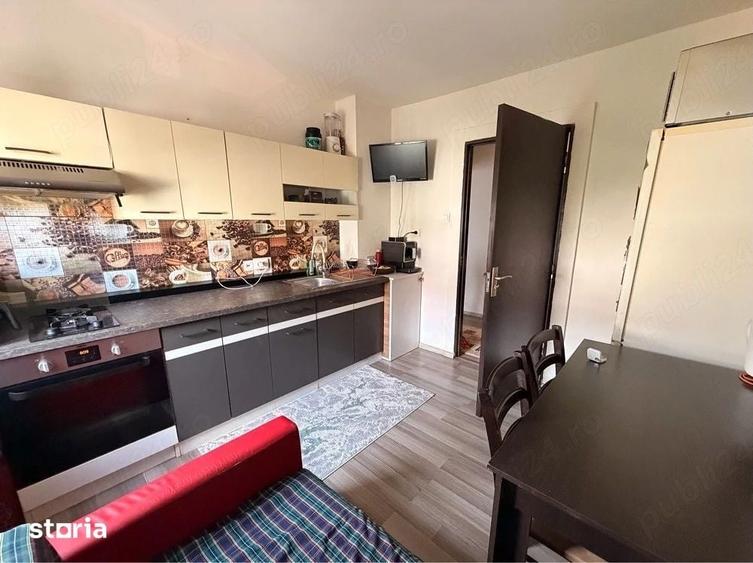 Apartament cu 2 camere semidecomandat în Soarelui