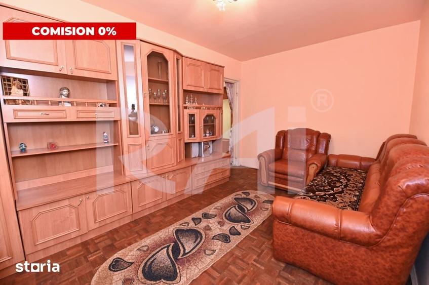 Apartament cu 2 camere semidecomandat în Craiovița Nouă