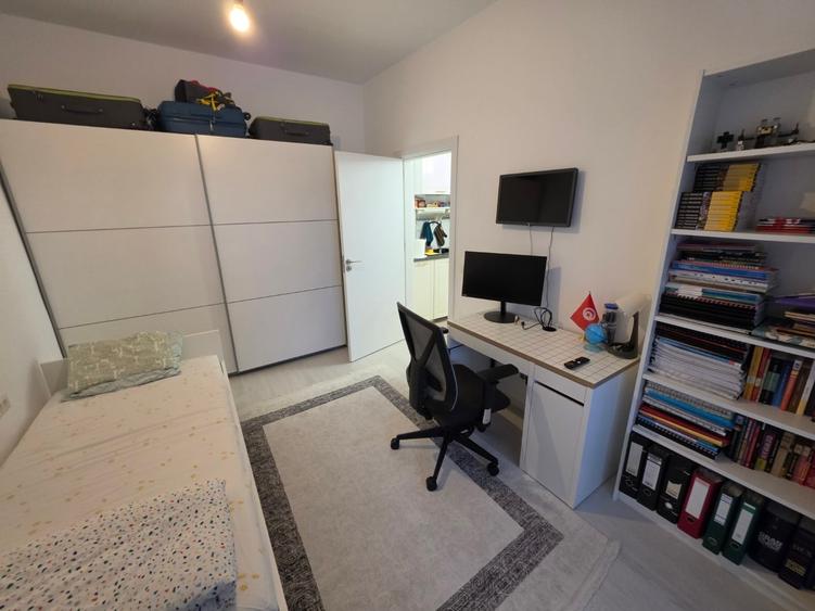 Apartament cu 2 camere semidecomandat în Titan