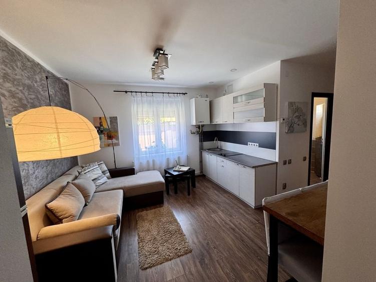 Casă cu 1 camere cu Teren 42 Mp în Exterior Vest