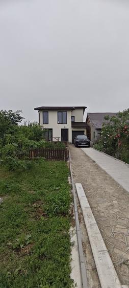 Casă cu 4 camere decomandat în Tuzla