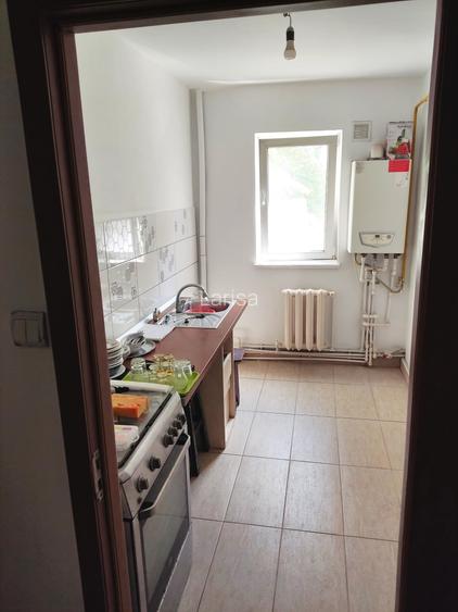 Apartament 3 camere, etaj 1, centrala, Dacia, aproape de Lidl, statie tramvai