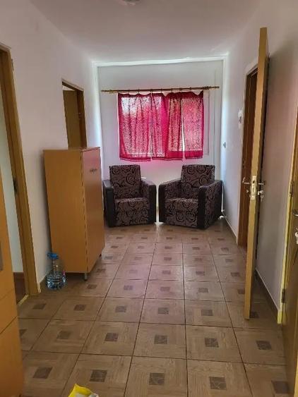 Casă cu 5 camere în Banloc