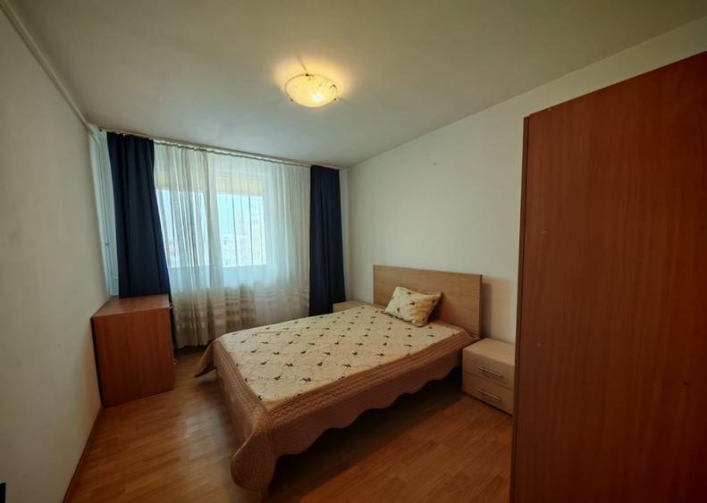 Apartament cu 3 camere semidecomandat, mobilat în Obor