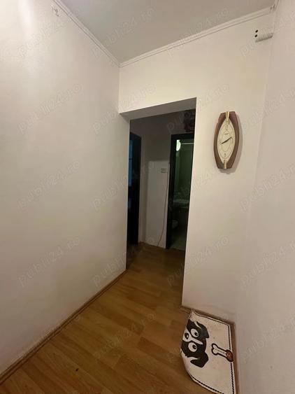 Apartament cu 3 camere decomandat, mobilat în Brâncoveanu
