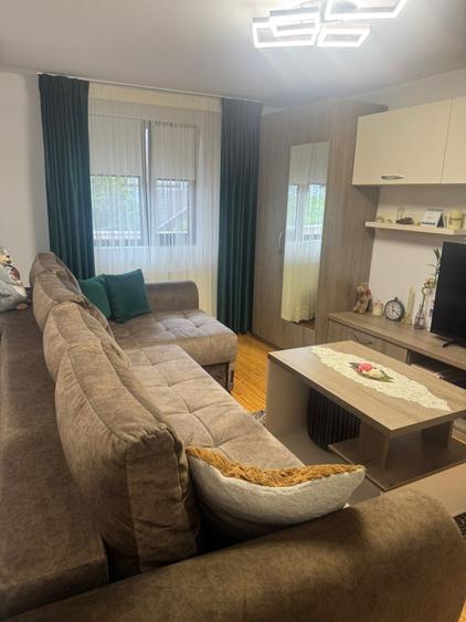 Apartament cu 2 camere decomandat, mobilat în Tătărași