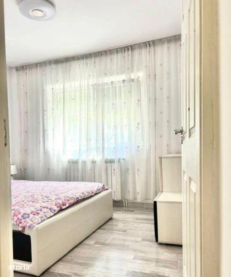 Apartament cu 3 camere decomandat, mobilat în Central