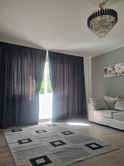 Apartament cu 2 camere nedecomandat în Central