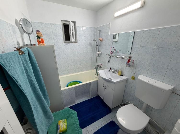 Apartament cu 2 camere în Cetate