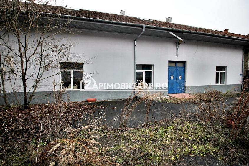 Birou, de 2,250 mp, în 7 Noiembrie