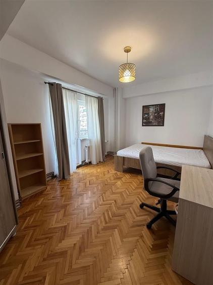 Apartament cu 2 camere decomandat în Mărăști