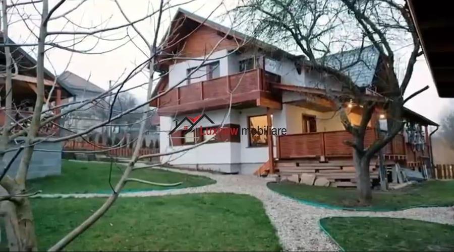 Casă individuală cu 6 camere cu Canalizare în Popești