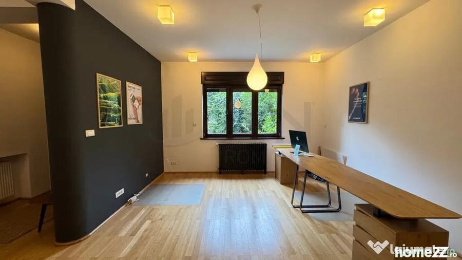 Casă cu 6 camere cu Teren 280 Mp în Calea Călărașilor