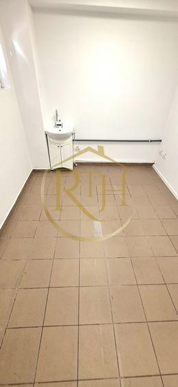 Spațiu comercial, de 22 mp, în Girocului