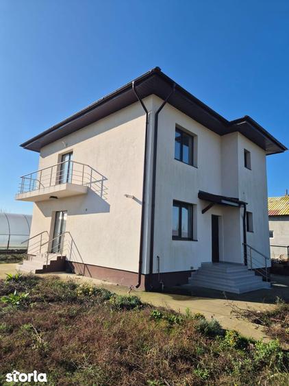 Casă cu 4 camere cu Teren 1120 Mp în Cornetu