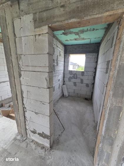 Casă cu 4 camere cu Teren 450 Mp în Central